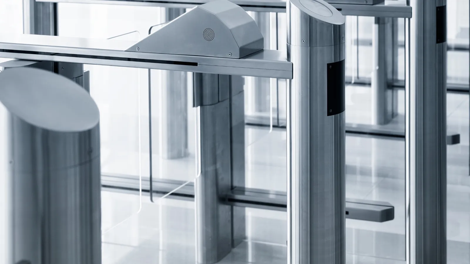 Illustration for “What is the purpose of access control for visitors?”