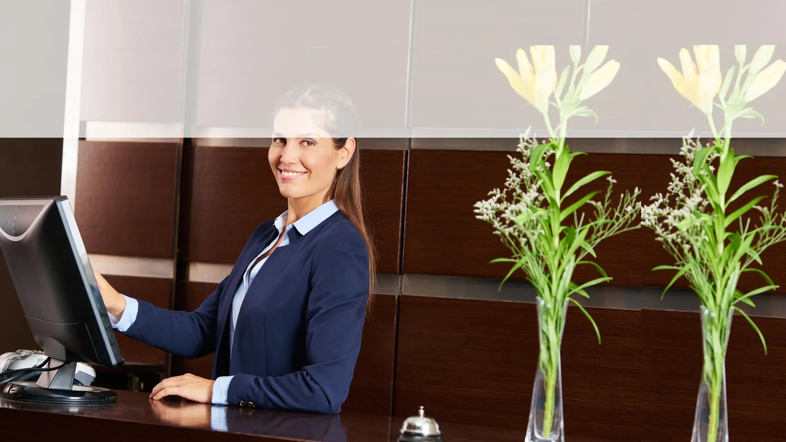 Illustration for “Comparative guide to choosing the right visitor management software”