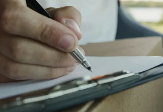 Plis et colis réceptionnés à l'accueil